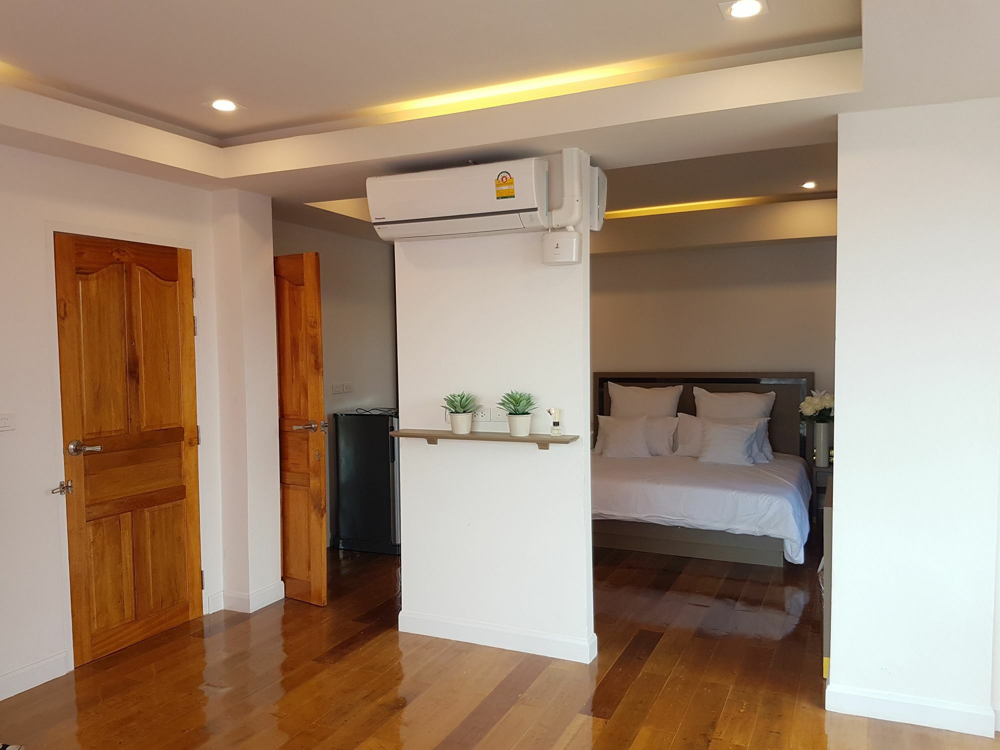 S.E.T Thanmongkol Residence Bangkok Exterior foto